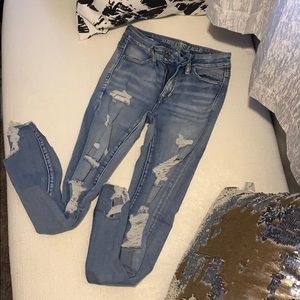 American eagle ripped jeans